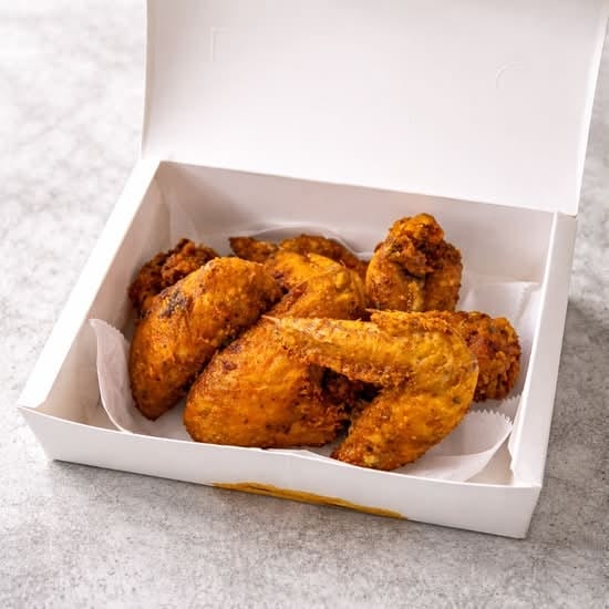 8 Pieces Fried Wings.
